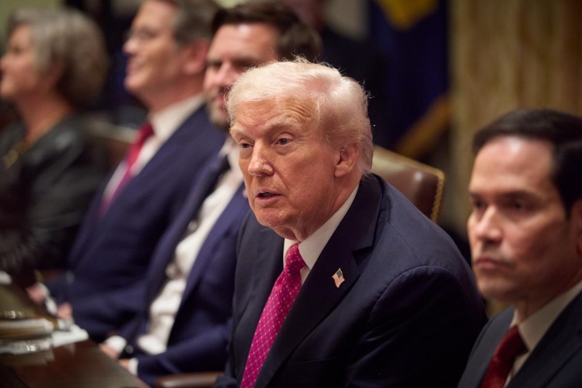 Трамп має намір домогтися виконання санкцій проти Росії, - посол США при НАТО Трамп має намір домогтися виконання санкцій проти Росії, - посол США при НАТО