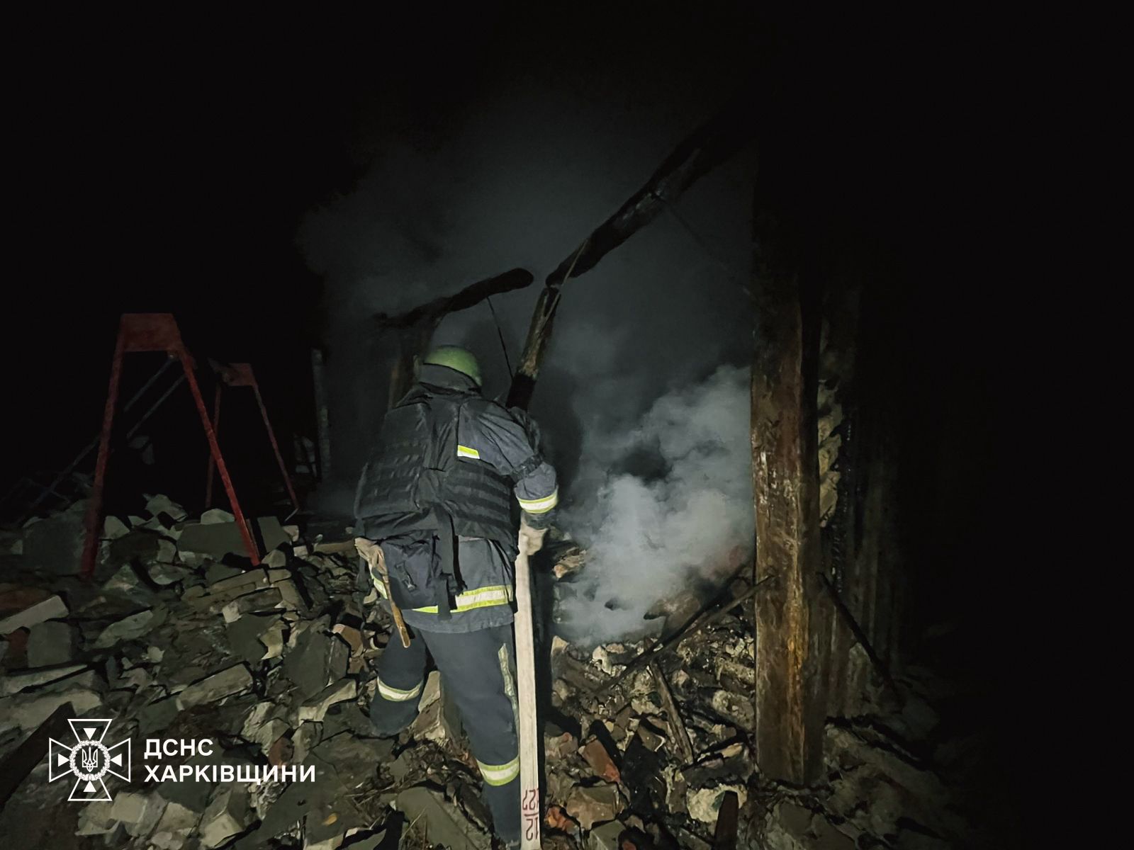 Рятувальники Харківщини повідомили про наслідки ворожих обстрілів Рятувальники Харківщини повідомили про наслідки ворожих обстрілів